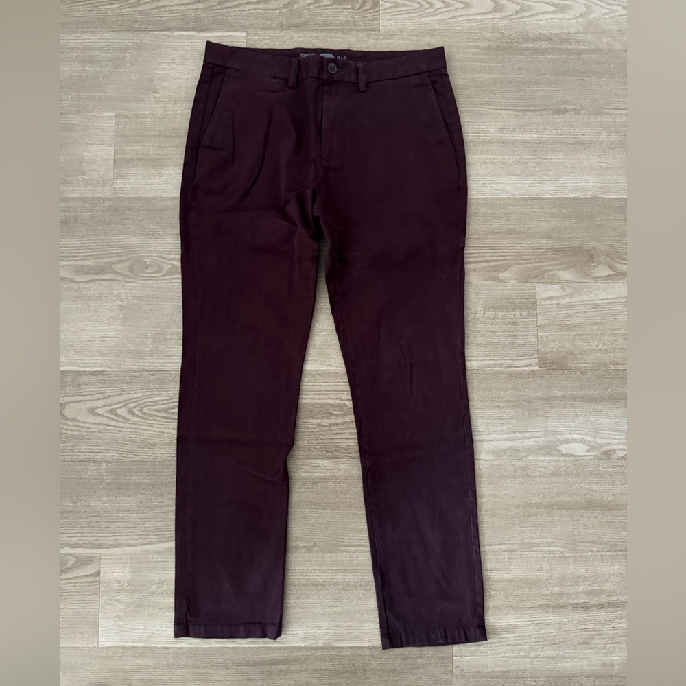 Old Navy Men’s Slim dress pants - Picture 2 of 4